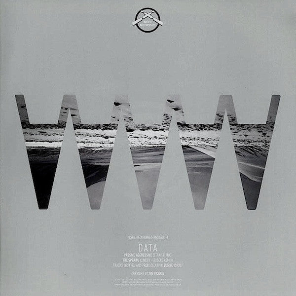 Data (15) : Passive Aggressive (Stray Remix) / The Sprawl (Linden & Blocks Remix) (12")