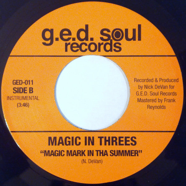 Magic In Threes : Summertime Strut (7", Ltd)