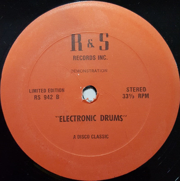 Made In USA / Alessandro Novaga : Melodies / Electronic Drums (12", Ltd, Unofficial)