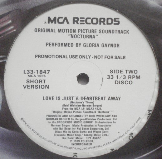 Gloria Gaynor : Love Is Just A Heartbeat Away (12", Promo)