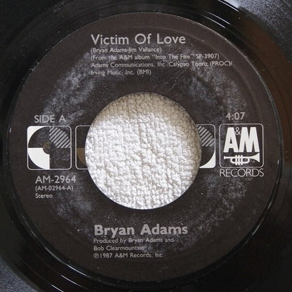 Bryan Adams : Victim Of Love (7", Single, Car)