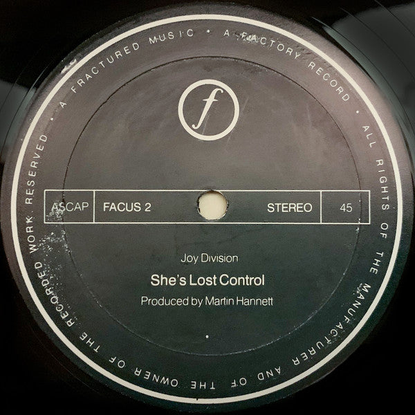 Joy Division : She's Lost Control / Atmosphere (12", Single, Bil)