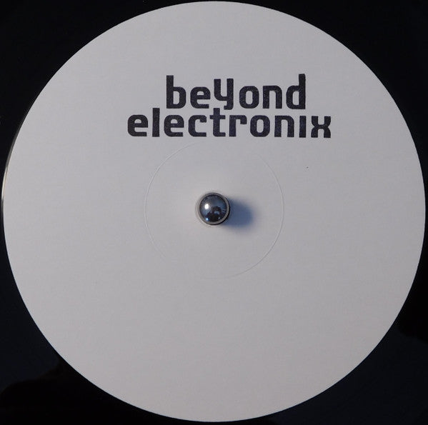 Asymmetric / Limit (4) : Turbulence. EP (12", EP, W/Lbl)