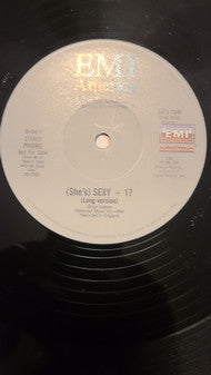 Stray Cats : (She's) Sexy + 17 (12", Promo)