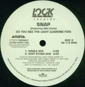 Snap* Featuring Niki Haris : Do You See The Light (Looking For) (12")