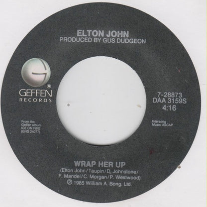 Elton John : Wrap Her Up (7", Single, Spe)