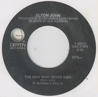 Elton John : Wrap Her Up (7", Single, Spe)