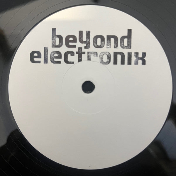 Liquid Silk : Memories / Pursuing Peace (12", W/Lbl, Sta)