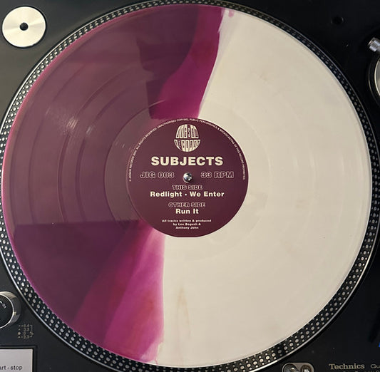 Subjects (5) : Run It / Redlight / We Enter  (12", S/Edition, Hal)