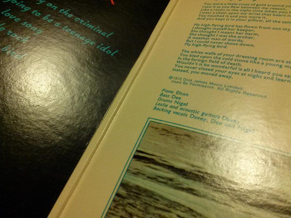 Elton John : Don't Shoot Me I'm Only The Piano Player (LP, Album, Glo)