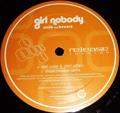Girl Nobody : Smile And Beware (12")
