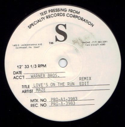 Maze Featuring Frankie Beverly : Love's On The Run (12", Single, TP)