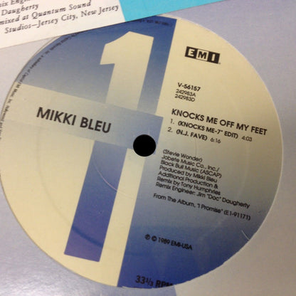Mikki Bleu : Knocks Me Off My Feet (12")