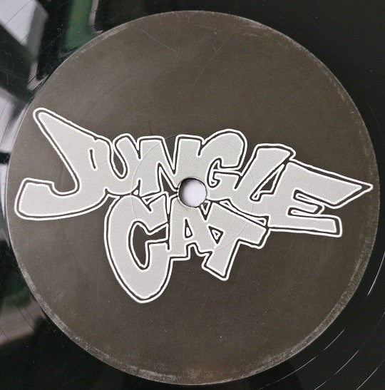 Criminal Sound / Dub-Liner* & Omen Breaks : Soundboys On The Floor / Gwan (12")