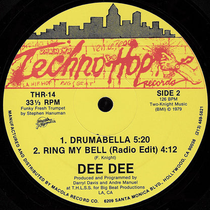 Dee Dee (7) : Ring My Bell (12")