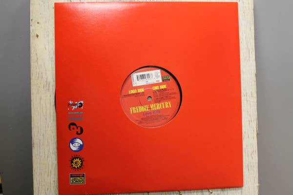 Freddie Mercury : Love Kills (12", Maxi)
