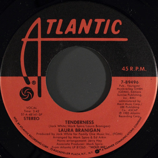 Laura Branigan : Hold Me (7", Single, SP )